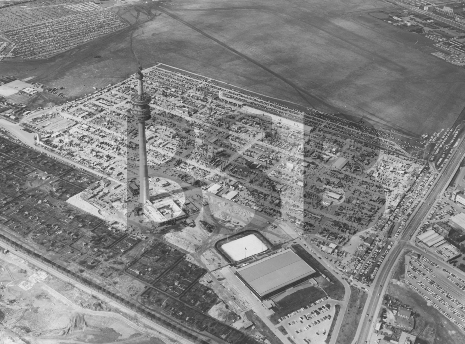 Luftbild Feb. 1966, BAUMAm Turm noch im Bau
